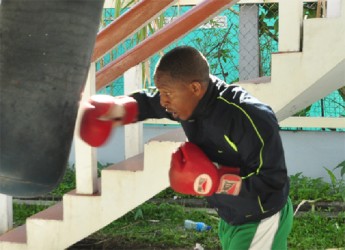 WBC CABOFE flyweight champion, Dexter ‘De Kid’ Marques training on Saturday for his headline bout versus Jamaican, Rudolph ‘Cutting Edge’ Hedge on Saturday. (Orlando Charles photo)