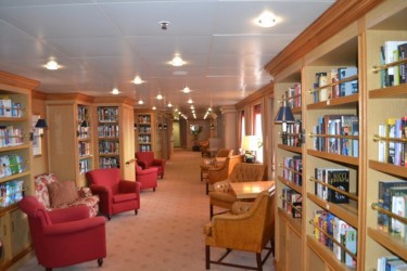 The library onboard the MV Minerva (GINA photo)