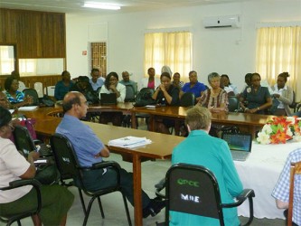 Participants at the workshop (Ministry of Education photo) 