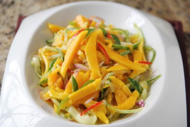 Mango Salad (Photo by Cynthia Nelson)