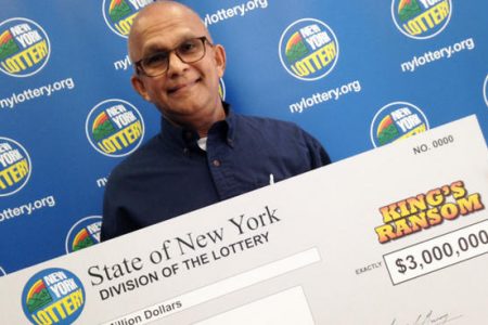 Rafik Sulaiman with his cheque (NBC photo)