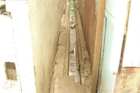 An alleyway in the Bourda Market that is in dire need of repairs
