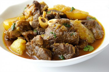 A Guyanese Mutton Curry (Photo by Cynthia Nelson)