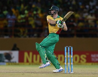 Guyana Amazon Warriors opener Martin Guptill pulls one during his unbeaten knock of 50 at the Guyana National Stadium, Providence yesterday. (Getty Images)