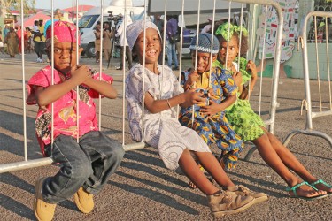  Four young children innovatively found themselves some seats yesterday 