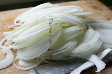 Sliced onions ready for cooking   (Photo by Cynthia Nelson)