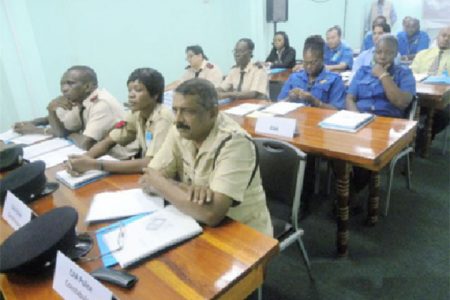 Participants at the seminar (Ministry of Public Works photo)