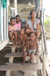 Seeta Ramsundar and her grandchildren  
