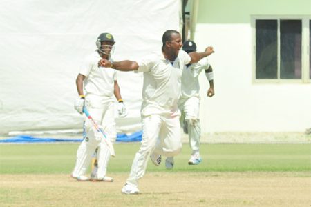 Man-of-the-match Dwayne Smith celebrates the final wicket of Devendra Bishoo
