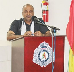 Police Commissioner Seelall Persaud addressing the gathering (Police photo) 
