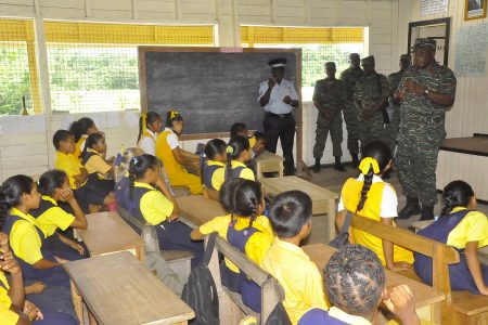 Chief of Staff Brigadier Mark Phillips speaking to Kaikan pupils. (GDF photo)