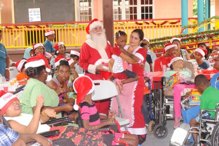 Sponsored by Digicel, this party at the Ptolemy Reid Rehabilitation Centre on Friday saw the presence of Mr and Mrs Claus.