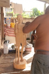 Sanchez sculpting a Mahatma Gandhi statue  