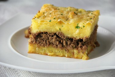 Cut Breadfruit Pie (Photo by Cynthia Nelson) 