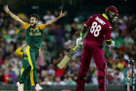 South Africa’s leg spinner Imran Tahir dismissed Darren Sammy to a brilliant bit of stumping by wicketkeeper Quinton De Kock.