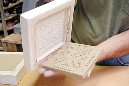 High-Tech moulds for mass production of pottery and ceramics
