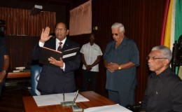 Moses Nagamootoo takes the oath as Prime Minister in the presence of President David Granger 