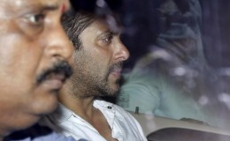 Bollywood actor Salman Khan (R) sits in a car as he leaves a court in Mumbai, India, May 6, 2015.
Reuters/Shailesh Andrade
