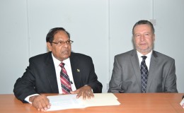 Prime Minister, Moses Nagamootoo (left), and Brazilian Ambassador Lineu Pupo de Paula engaged in discussion (GINA photo)
