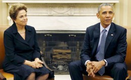 U.S. President Barack Obama (R) meets with Brazil’s President Dilma Rousseff in the Oval Office of the White House in Washington June 30, 2015. REUTERS/Kevin Lamarque