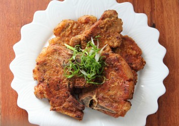 Homemade Fried Pork Chops (Photo by Cynthia Nelson) 