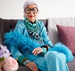  Iris Apfel – 93-year-old fashion icon 