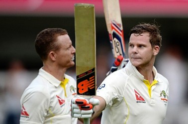 Chris Rogers (left) and Steve Smith 