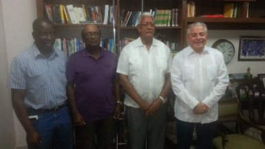 Agriculture Minister Noel Holder (second from right)  flanked by Special Advisor to the Governor of Roraima, Neudo Ribeiro Campos (right) , CEO, NAREI, Dr. Oudho Homenauth (third from right) and Permanent Secretary, George Jervis (GINA photo) 