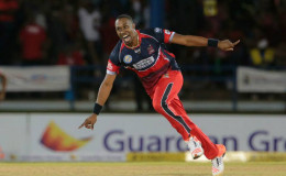 Dwayne Bravo has the Red Steel supporters in raptures