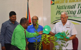 Minister of Agriculture Noel Holder (right) at the launching of the initiative (Ministry of Agriculture photo)