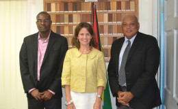 Deputy Assistant Secretary for Energy Diplomacy, Robin Dunnigan (centre) with Minister of Governance, Raphael Trotman (right) and Minister of Infrastructure, David Patterson. (Ministry of the Presidency photo) 