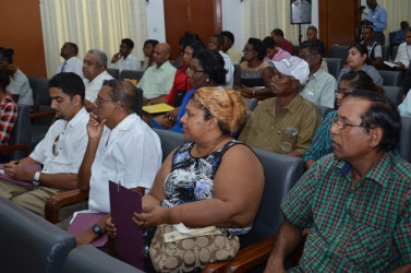 Stakeholders at the meeting (GINA photo)