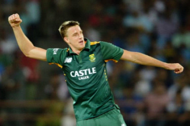 Morne Morkel’s 4 for 39 sealed an 18-run victory for South Africa.
