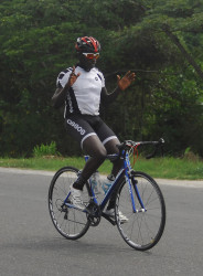 Soloist! Orville Hinds transformed into time-trial mode and easily won yesterday’s 50-mile Diamond Mineral Water road race to cap a dominant year on the saddle. (Orlando Charles photo) 