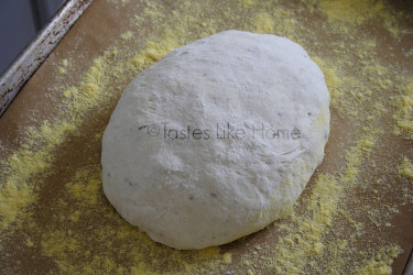 Non-knead bread, shaped and left to rise (Photo by Cynthia Nelson) 