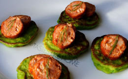 Pea-pancakes with Spicy Sausage Photo by Cynthia Nelson 