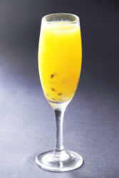 Ripe Golden Apple & Passion Fruit Mocktail (Photo by Cynthia Nelson) 