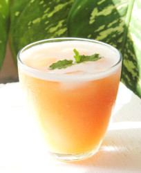 Guava drink spiked with Vodka (Photo by Cynthia Nelson)