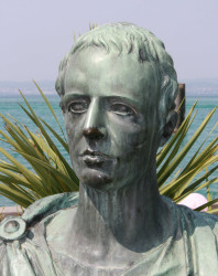 A modern bust of Catullus
