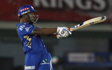 West Indies opener Lendl Simmons yesterday guided Karachi Kings to victory with unbeaten half-century.