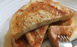 Sweet (Regular?) French Toast (Photo by Cynthia Nelson)
