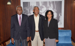 President David Granger (centre) is flanked by Hamley Case and Clarissa Riehl (Ministry of the Presidency photo)
 