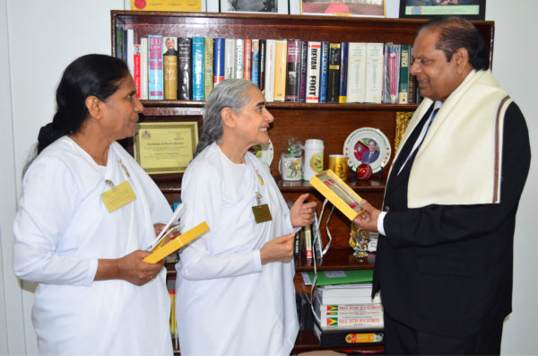 Renowned Brahma Kumaris Missionary for Peace, Sister Jayanti (centre), paid a courtesy call on Prime Minister Moses Nagamootoo on April 25, GINA said. Sister Jayanti was in Guyana for the celebration of 40 years of the Raja Yoga Centre. She was accompanied by Sister Jean, Coordinator of the Raja Yoga Centre.  (GINA photo)