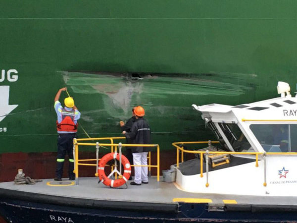Damage to the MV Xin Fei Zhou