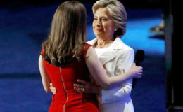 Democratic presidential nominee Hillary Clinton greets her daughter Chelsea Clinton at the Democratic National Convention in Philadelphia, Pennsylvania, U.S. July 28, 2016. (REUTERS/Scott Audette)