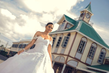 A Keisha Edwards wedding gown (Photo by Infinity Photography)
