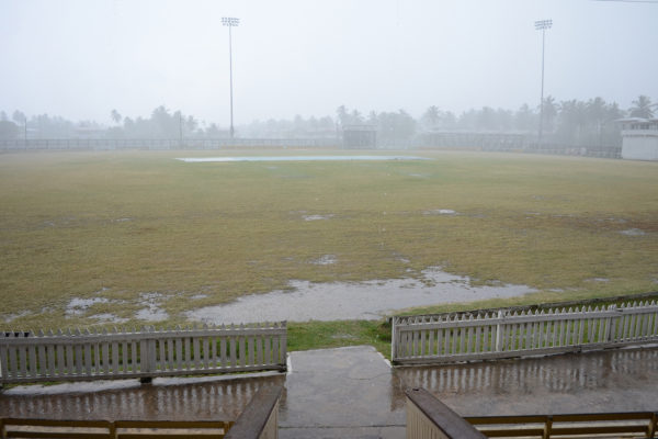 Heavy showers forced officials to call off play during the afternoon session. (Orlando Charles photo)