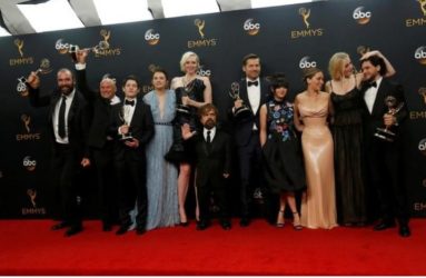 The cast of HBO's 'Game of Thrones' pose backstage with their award for Outstanding Drama Series at the 68th Primetime Emmy Awards in Los Angeles, California U.S., September 18, 2016. REUTERS/Mario Anzuoni