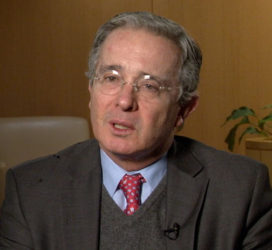  Alvaro Uribe