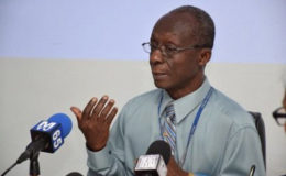 Dr William Adu-Krow
